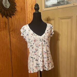 Kim & Cami White Graphic Short Sleeve Top